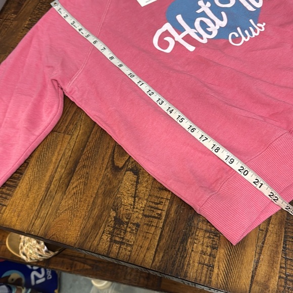 Wildfox Hot Tub Club Sweatshirt NWT bubblegum pink and blue graphics size Large - Picture 6 of 12
